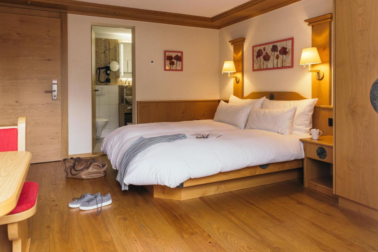La Couronne Hotel & Spa Zermatt Bagian luar foto