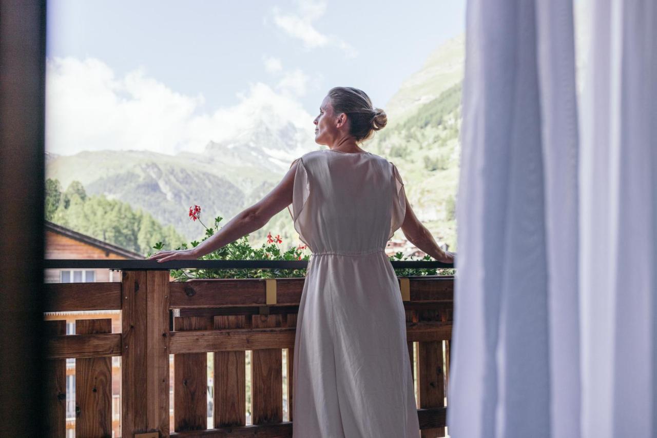 La Couronne Hotel & Spa Zermatt Bagian luar foto