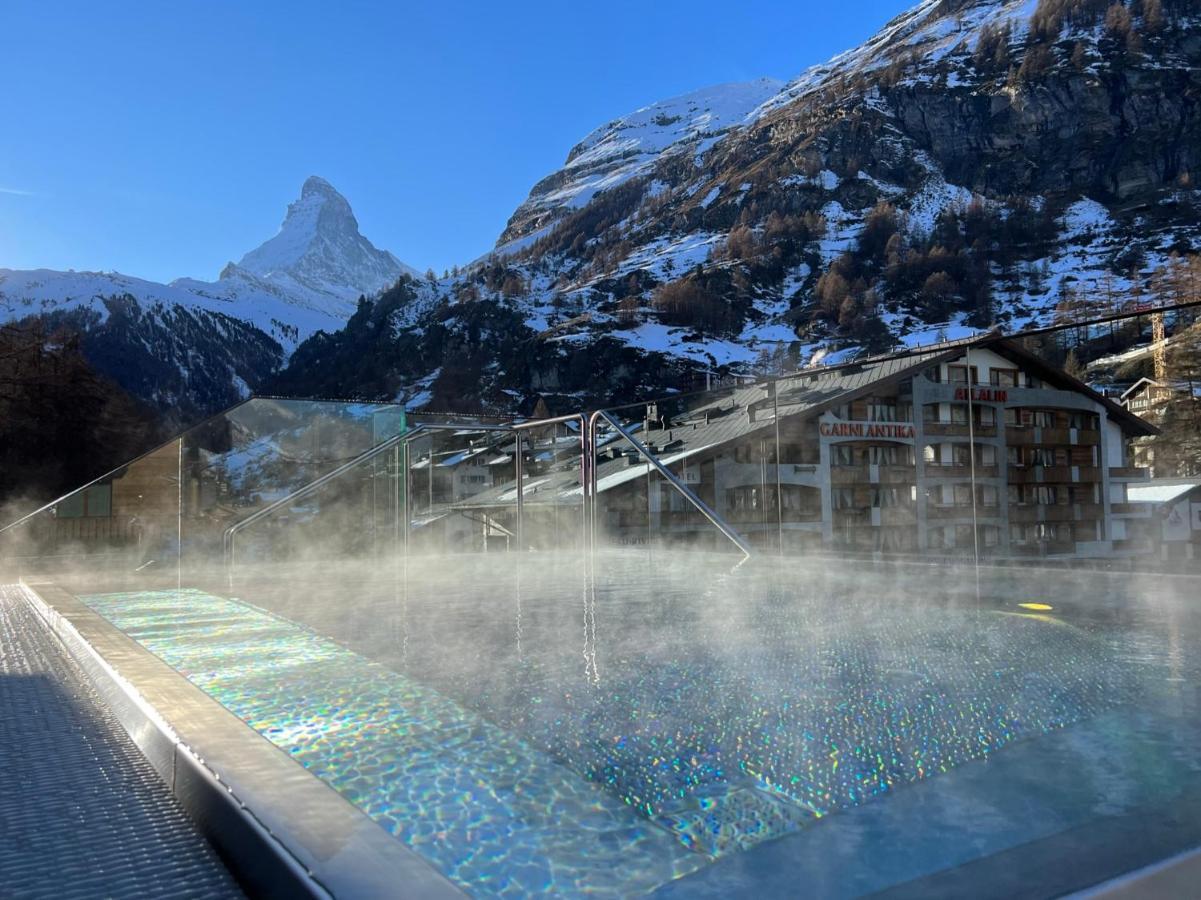 La Couronne Hotel & Spa Zermatt Bagian luar foto