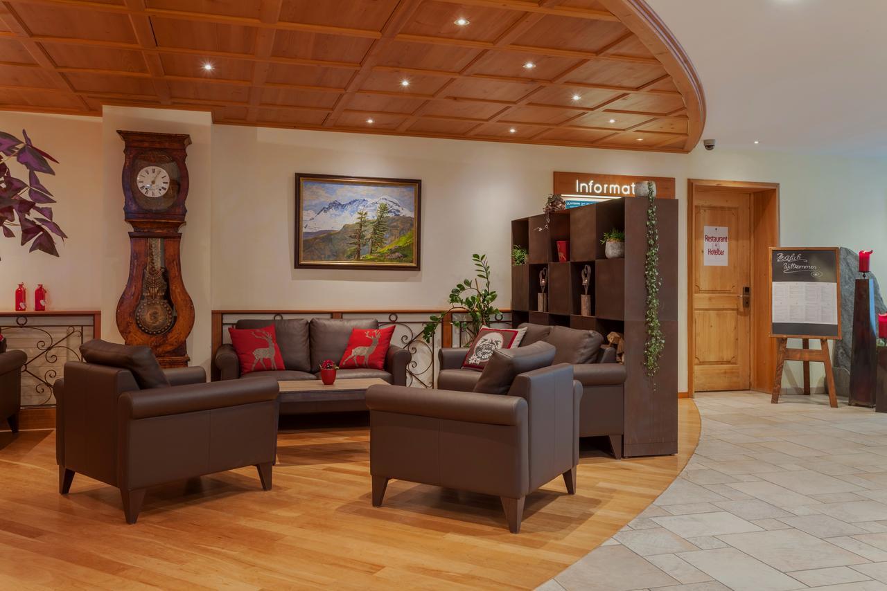La Couronne Hotel & Spa Zermatt Bagian luar foto