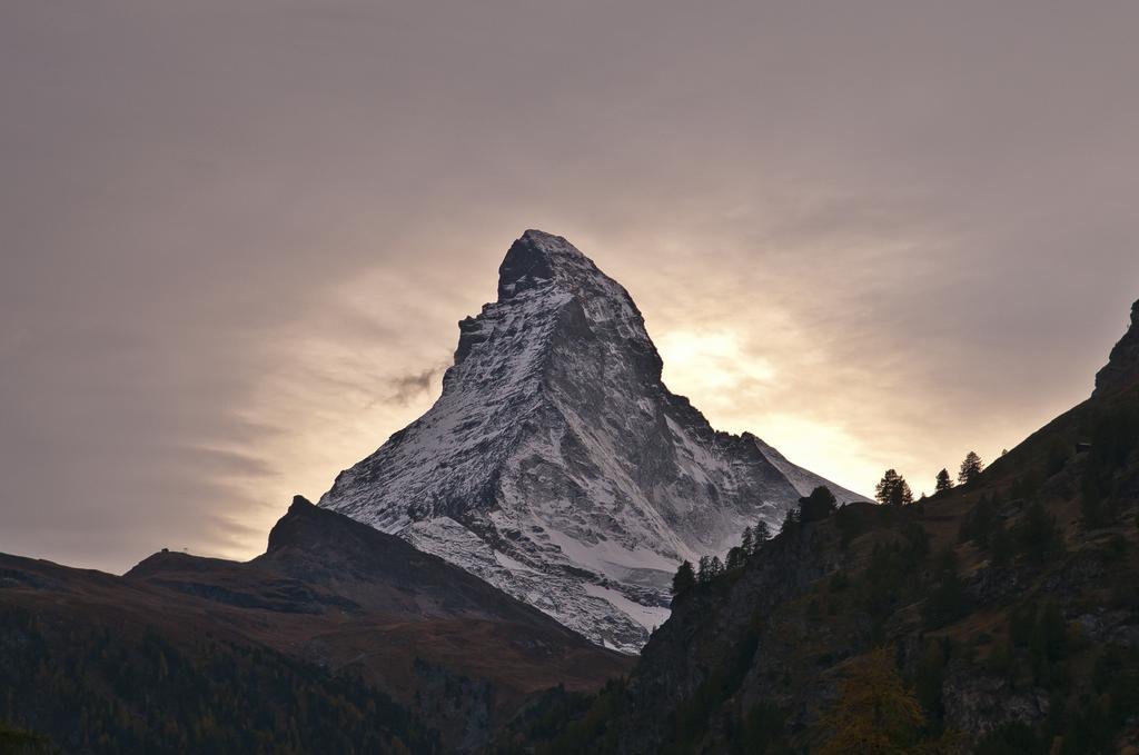 La Couronne Hotel & Spa Zermatt Bagian luar foto